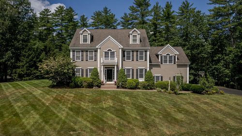 5 Blackford Dr, Exeter, NH, 03833-4623 | Card Image