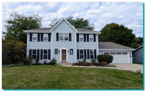 1014 Cottonwood Court, West Bend, WI, 53095 | Card Image