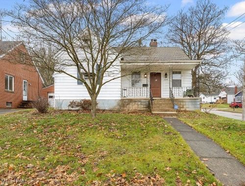2211 Goodyear Blvd, Akron, OH, 44305-1403 | Card Image