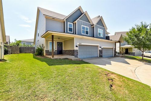 17600 Hampton Park Dr, Edmond, OK, 73012-0687 | Card Image
