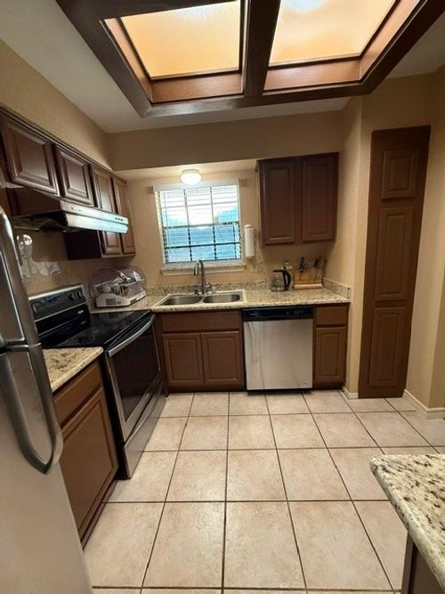 150-2000 Huntington Dr, Plano, TX, 75075-3399 | Card Image