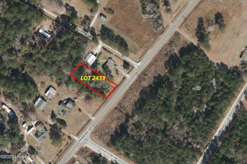 2439 Perkins Dr, Hampstead, NC, 28443 | Card Image
