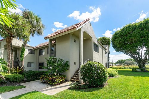 apt-204-5533 Fairway Park Dr, Boynton Beach, FL, 33437-1720 | Card Image