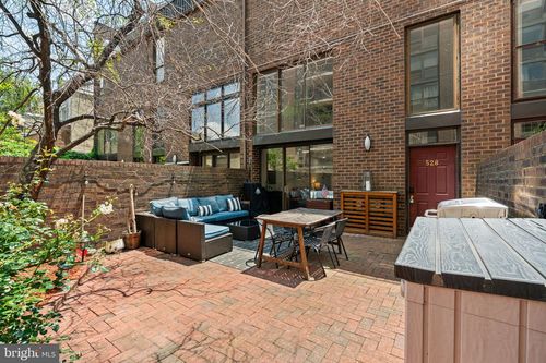 528 Manning Walk, PHILADELPHIA, PA, 19106-3705 | Card Image