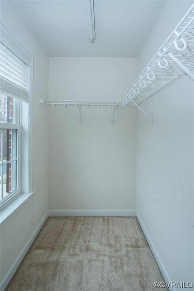 Bedroom 3 walk-in closet | Image 40