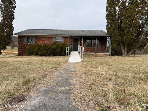 300 Lakeview Cir, Bean Station, TN, 37708-5060 | Card Image