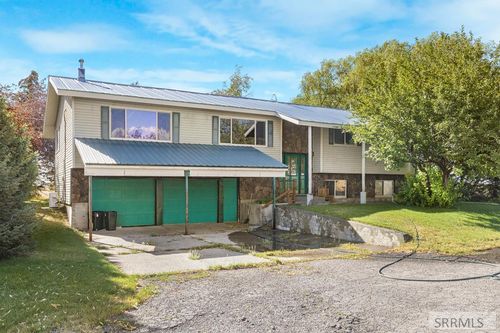 819 Sand Creek Rd, Saint Anthony, ID, 83445-5406 | Card Image
