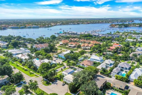 5-780 10th Ave, NAPLES, FL, 34102-7335 | Card Image