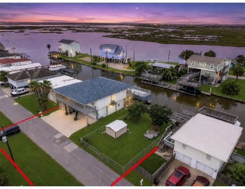 113 Bayou Vista Dr, Hitchcock, TX, 77563-2625 | Card Image