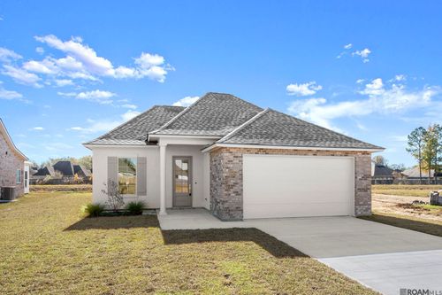 10474 Highpoint Dr, Denham Springs, LA, 70706-4502 | Card Image