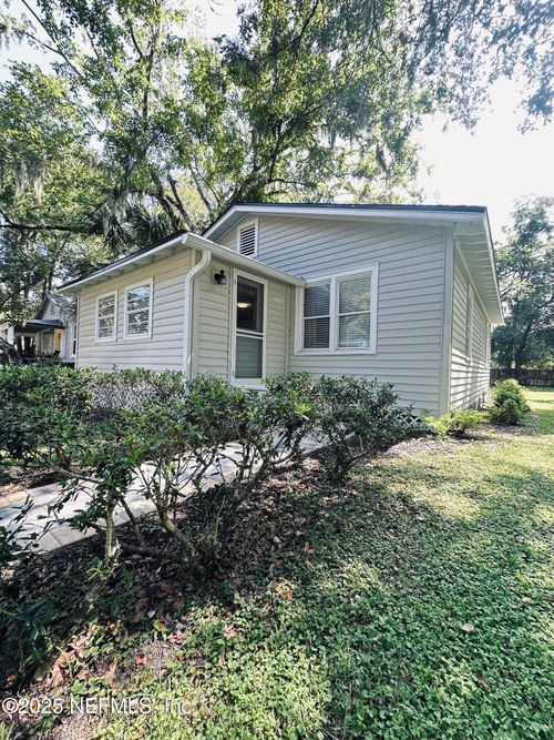 314 S Palmetto Ave, Green Cove Springs, FL, 32043-4140 | Card Image