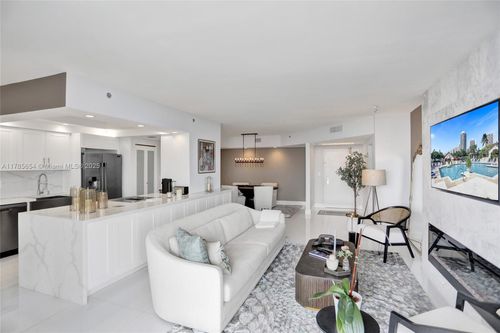 apt-2008-2000 Island Blvd, Aventura, FL, 33160-4963 | Card Image