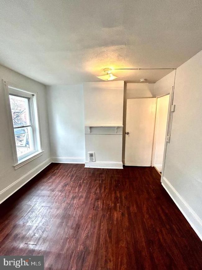 14 Mayers Ct, Townhouse with 2 bedrooms, 1 bathrooms and null parking in Trenton NJ | Image 5