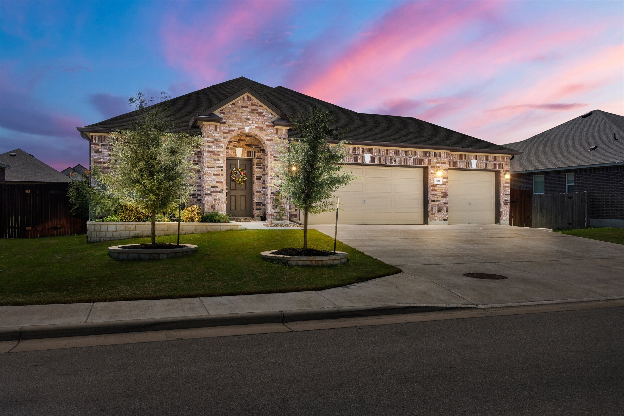 Dogwood St, Lockhart, TX 78644