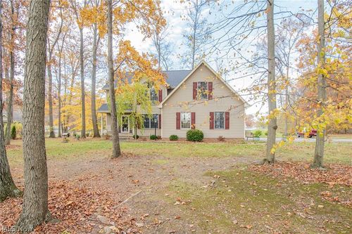 700 Stillwater Dr, Deerfield, OH, 44411-8786 | Card Image