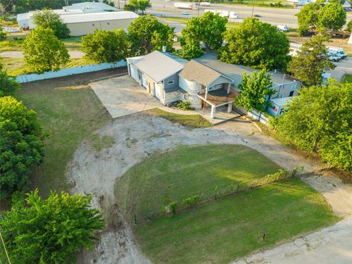 301 E Dallas St, Hutchins, TX, 75141-3113 | Card Image