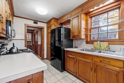 19 Sheffield St, House other with 3 bedrooms, 2 bathrooms and 4 parking in Pepperell MA | Image 2