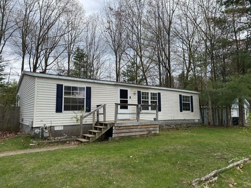 9 Mallard Dr, Plattsburgh, NY, 12901-6658 | Card Image