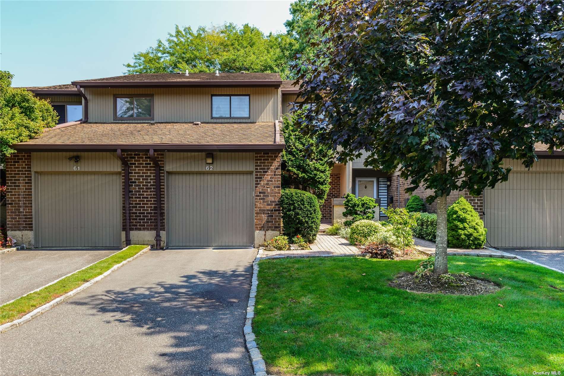 Estate Dr, Jericho, NY 11753