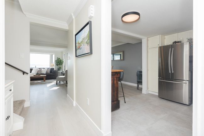6 - 14985 Victoria Avenue, Townhouse with 3 bedrooms, 2 bathrooms and 2 parking in White Rock BC | Image 12