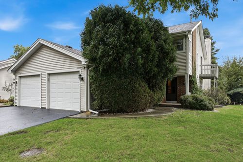 5S039 Pebble Beach Court, Naperville, IL, 60563 | Card Image