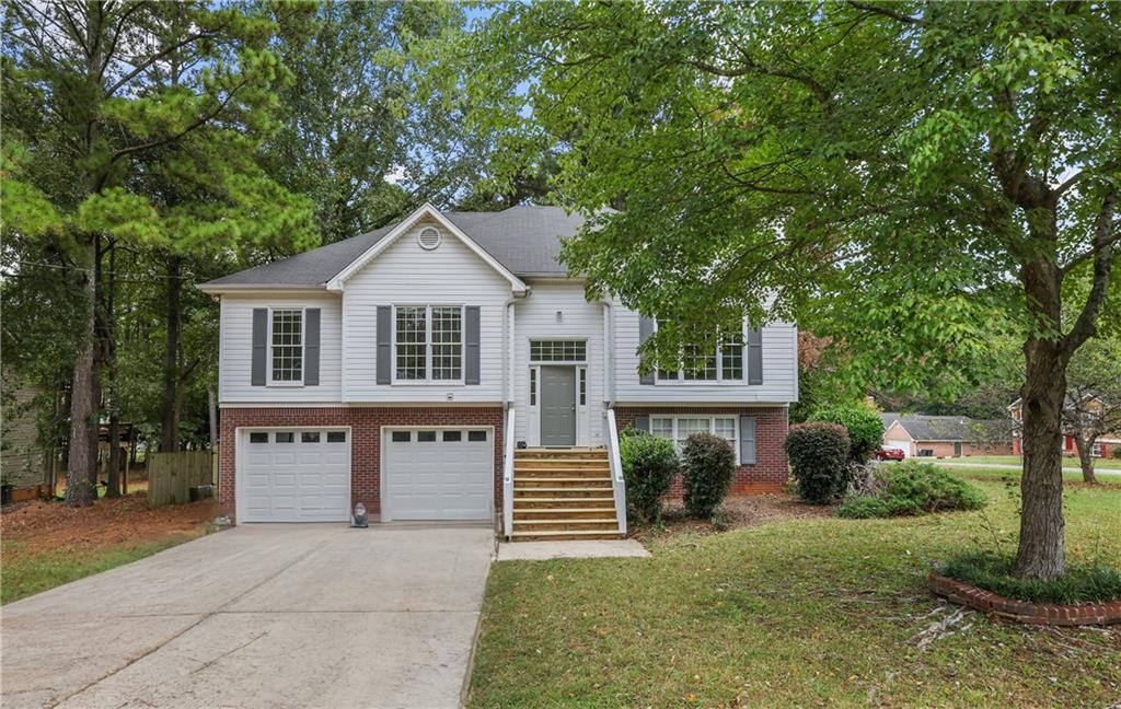 Brianna Dr, Powder Springs, GA 30127