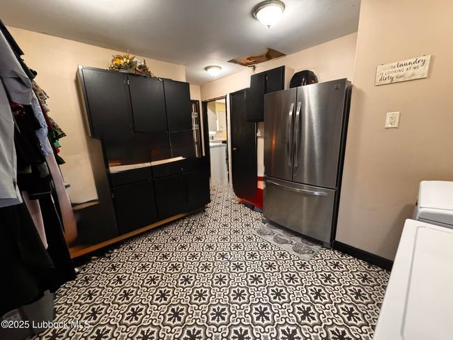 More laundry room... | Image 11