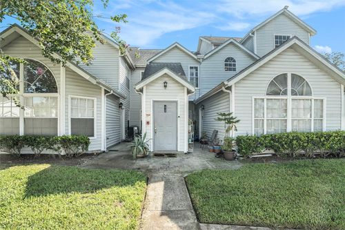 12145 Armenia Gables Cir, Tampa, FL, 33612-3925 | Card Image