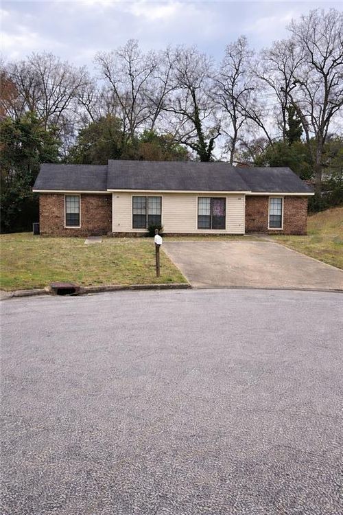 808 Shanna Ct, Phenix City, AL, 36867-4530 | Card Image