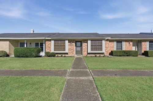 6658 Marshall Place Dr, Beaumont, TX, 77706 | Card Image