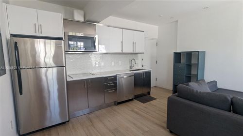 apt-202-700 16th St, Miami Beach, FL, 33139-2883 | Card Image