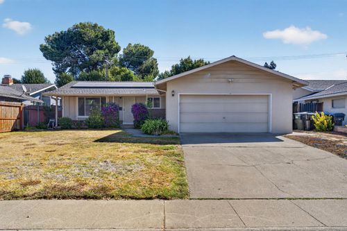 3543 Mignon Street, Sacramento, CA, 95826 | Card Image
