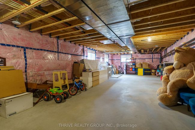 10107 Pinery Bluffs Rd, House other with 4 bedrooms, 4 bathrooms and 10 parking in Grand Bend ON | Image 38