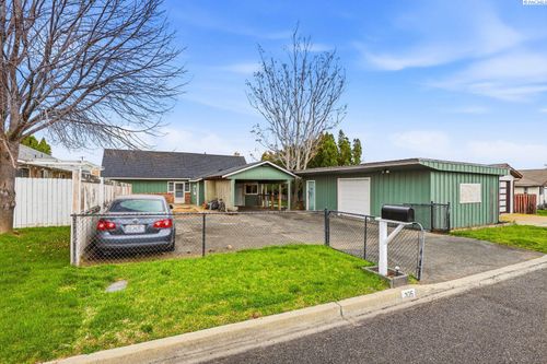 205 S 50th Ave, Yakima, WA, 98908-3414 | Card Image