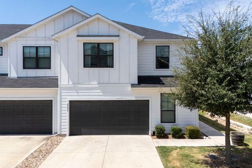 unit-d-252 Fieldwood Dr, Buda, TX, 78610-2302 | Card Image