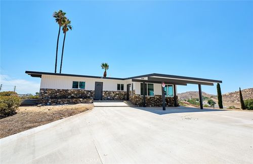 4262 Harrison Street, Riverside, CA, 92503 | Card Image