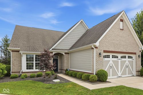 15459 Mystic Rock Dr, Carmel, IN, 46033-8147 | Card Image