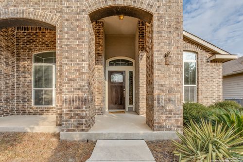 925 Cypress Ml, New Braunfels, TX, 78130-2029 | Card Image