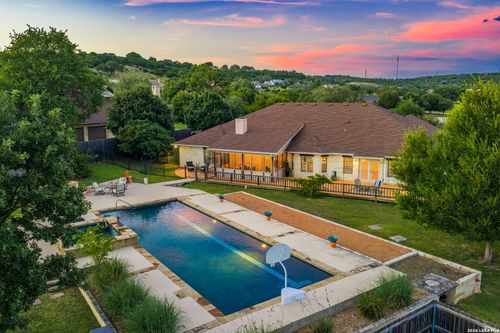 140 Oak Hampton Trail, Ingram, TX, 78028 | Card Image