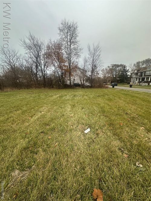 2190 Philip St, Detroit, MI, 48215-2539 | Card Image