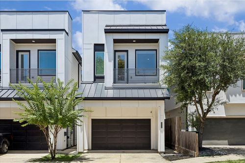 5532 Darling St, Houston, TX, 77007-1827 | Card Image