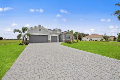 16579 Cape Horn Boulevard, House other with 3 bedrooms, 3 bathrooms and null parking in Punta Gorda FL | Image 1