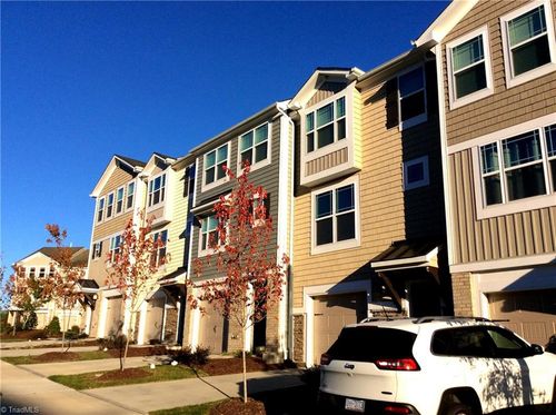 3 Prairie View Court, Durham, NC, 27703 | Card Image