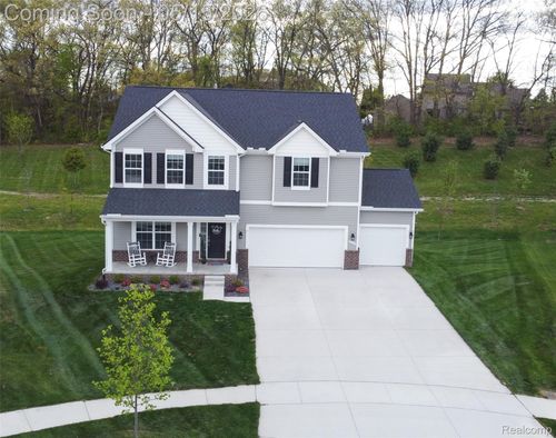 9650 Kylie Dr, Brighton, MI, 48116-6810 | Card Image
