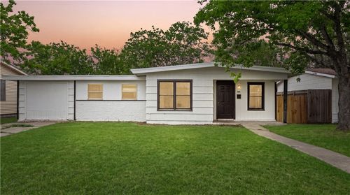 1506 Crosby Street, Portland, TX, 78374 | Card Image