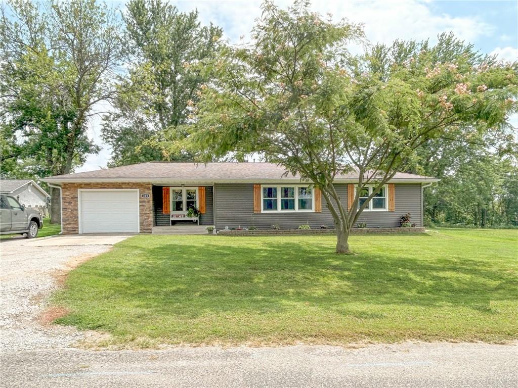 Leneher Ave, Leeton, MO 64761