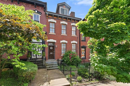 330 Main St, Pittsburgh, PA, 15201-1710 | Card Image