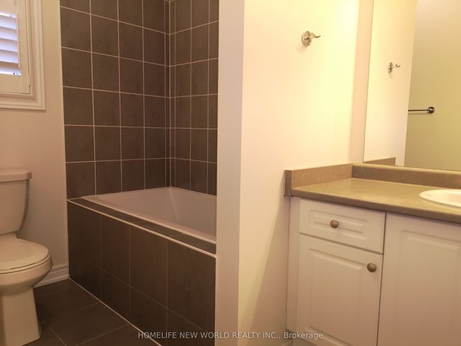 96B Roth St, House other with 3 bedrooms, 4 bathrooms and 1 parking in Aurora ON | Image 12