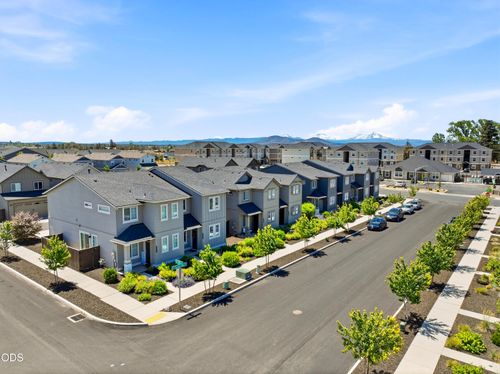 2598 Nw Spruce Cone, Redmond, OR, 97756 | Card Image