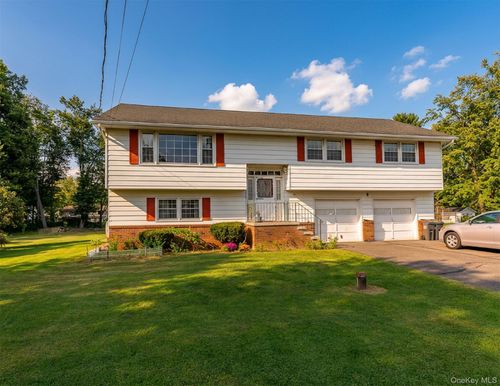 39 Jeanette Lane, Ulster, NY, 12449 | Card Image